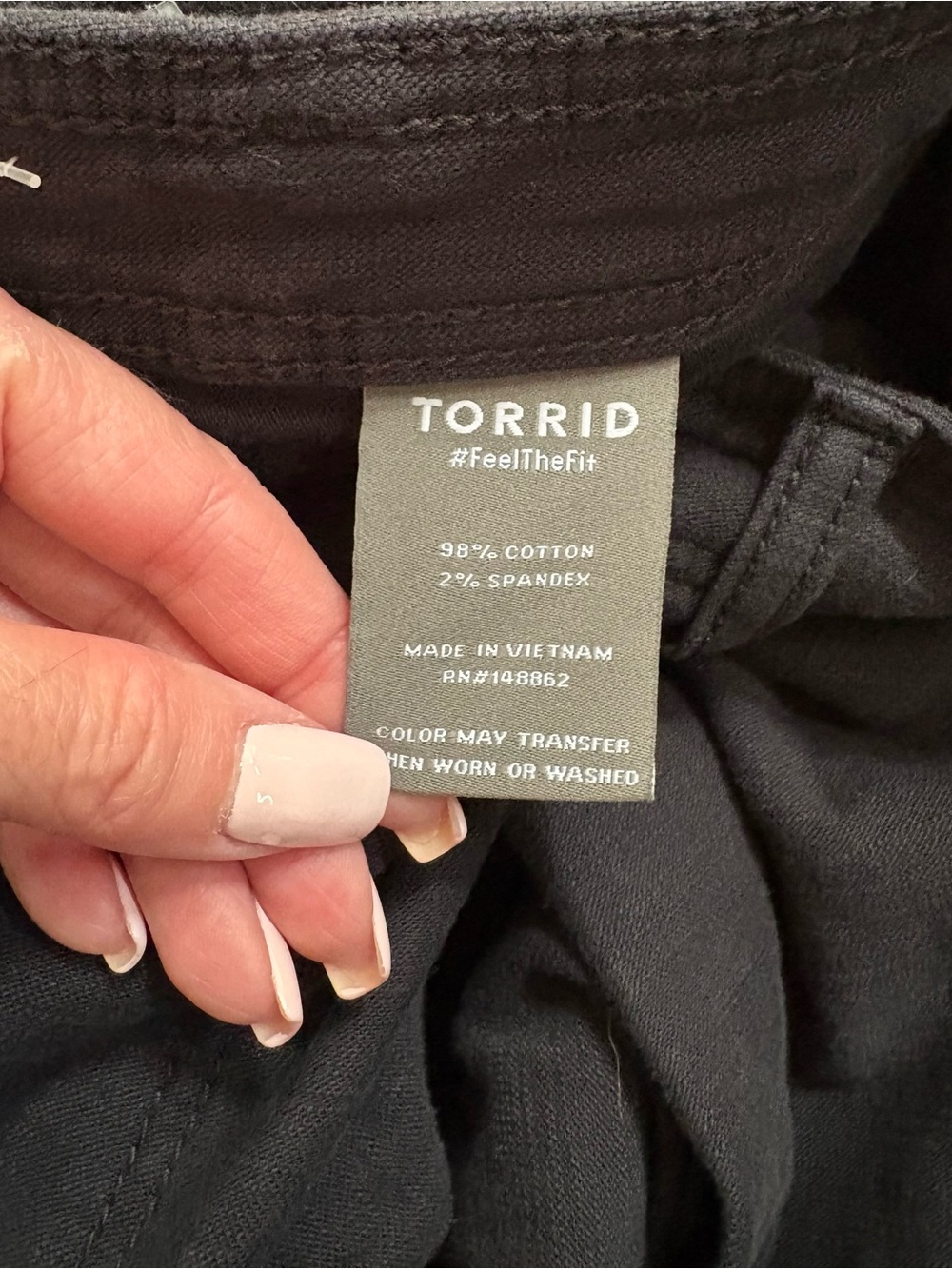 Torrid Black Wide-Leg Lace-Up Back Utility Crop Pants Size 18 - Picture 13 of 14